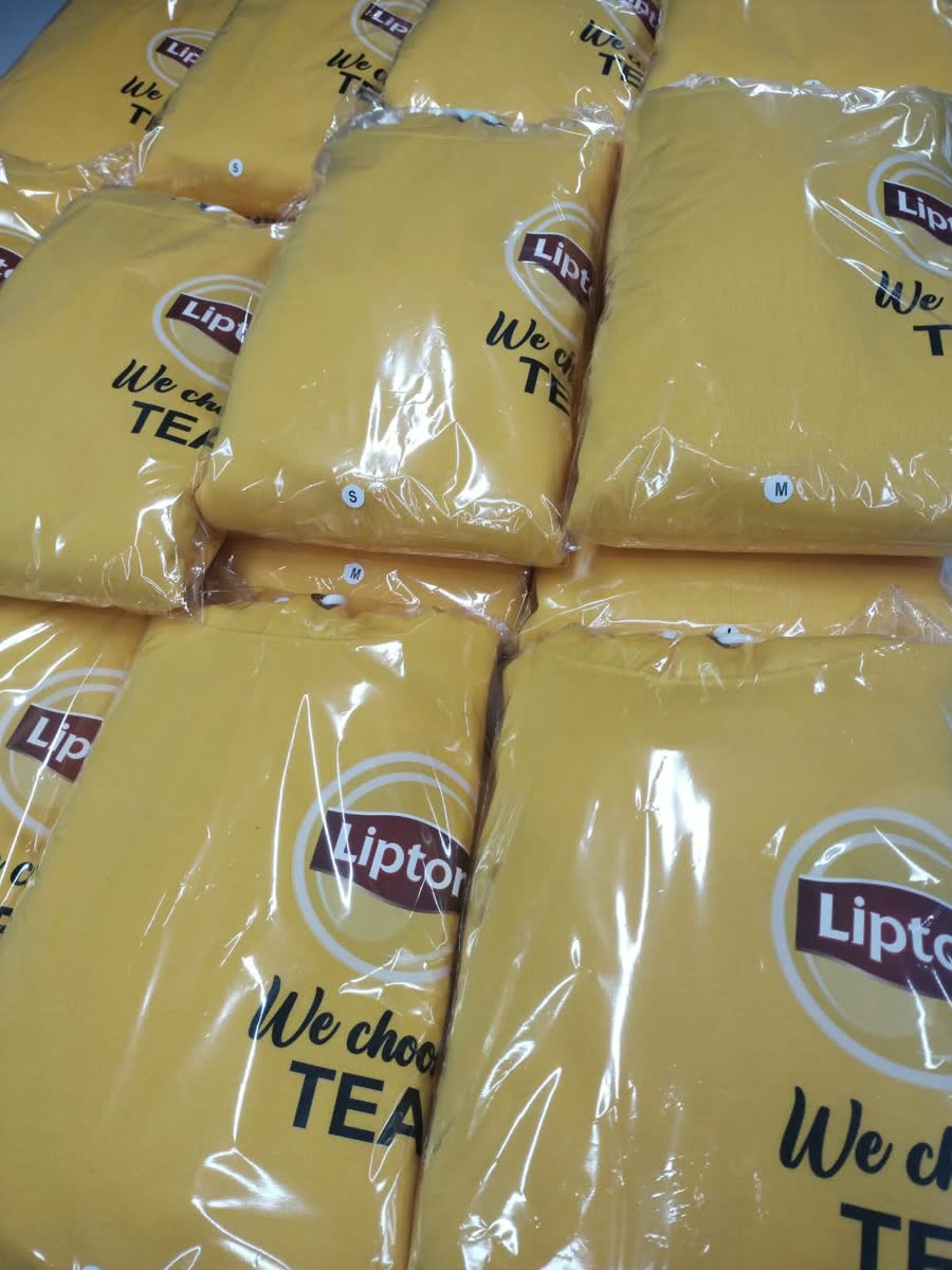 Producción empresarial terminada, empacada y lista para despacho